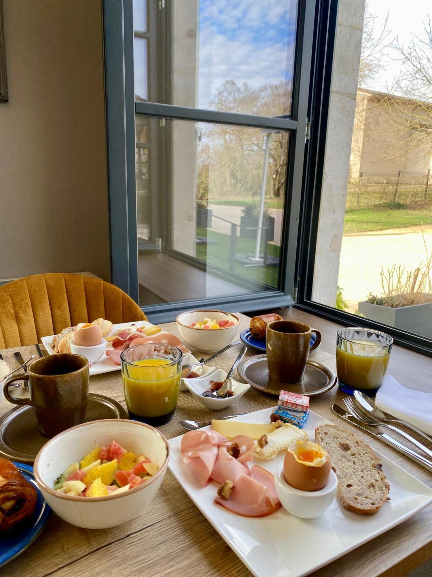 Hotel Au Chateau Villers-les-Nancy Bagian luar foto