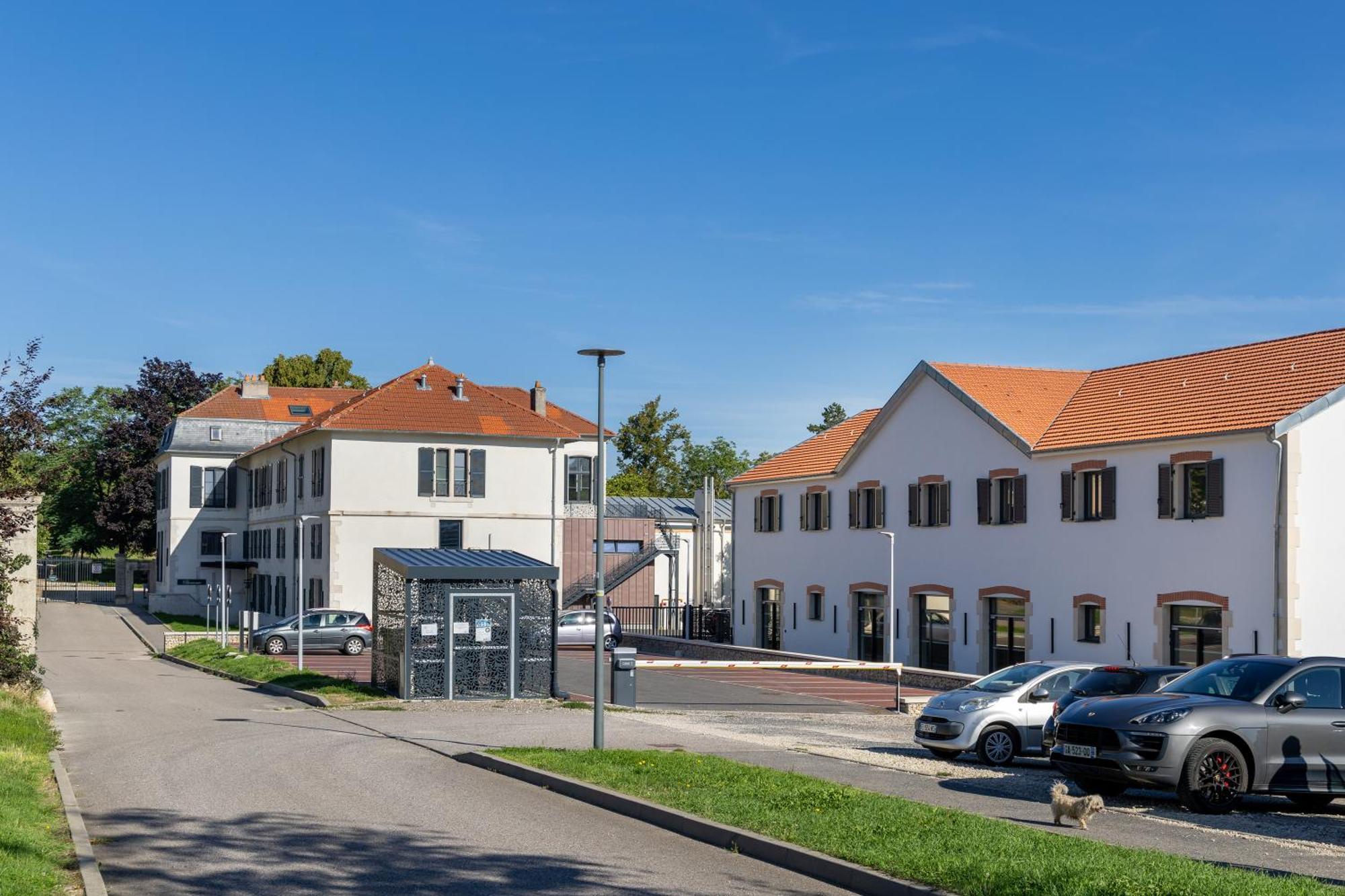 Hotel Au Chateau Villers-les-Nancy Bagian luar foto