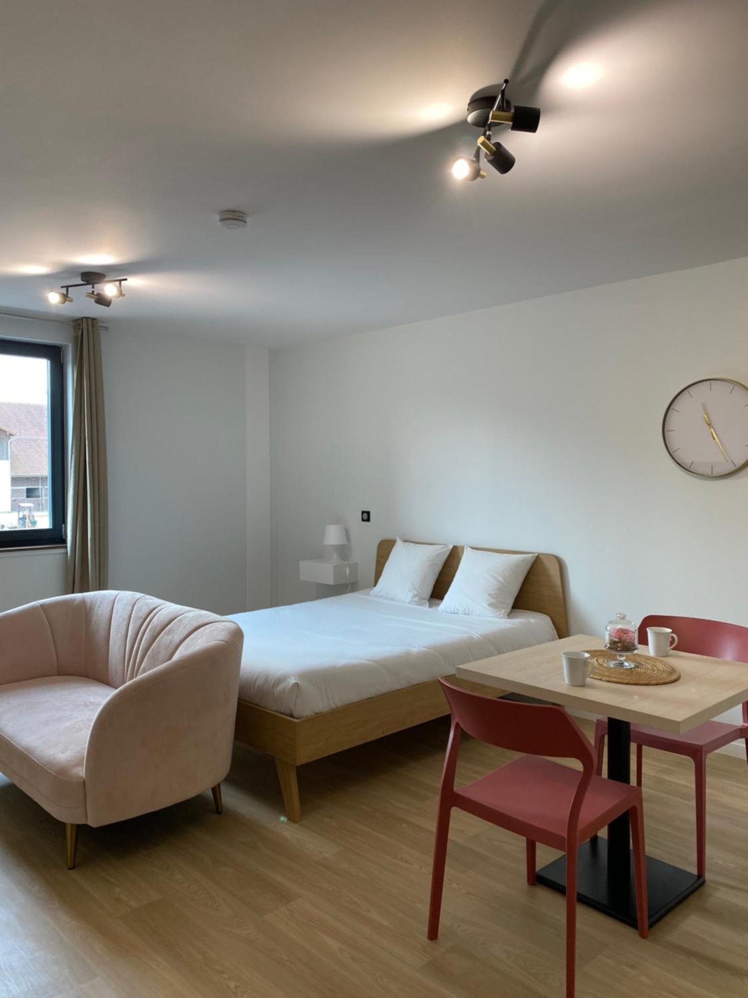 Hotel Au Chateau Villers-les-Nancy Bagian luar foto